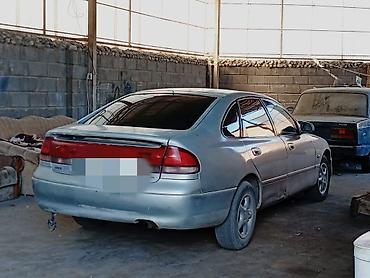 golf variant: Mazda 626: 1992 г., Механика, Бензин, Лифтбек — 2