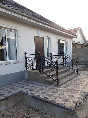 Продажа полдома: Теплый, современный, новый дом, в районе Ак-Ордо в 100 метр от — 1