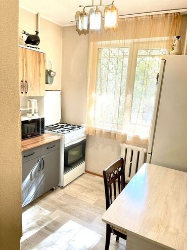 Продажа квартир: 2 комнаты, 42 м², 104 серия, 2 этаж, Косметический ремонт