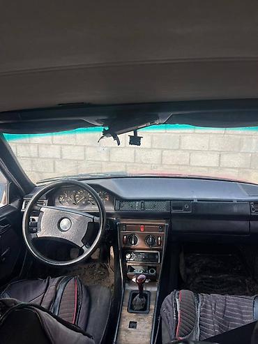 Mercedes-Benz: Mercedes-Benz W124: 1989 г., 2.3 л, Механика, Бензин, Седан — 12