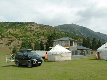 услуги туризма: Трансфер по всему Кыргызстану !!! Аэропорт туристы горнолыжные базы