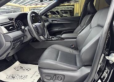 byd e2 2025: Toyota Camry: 2026 г., 2.5 л, Автомат, Гибрид, Седан — 4