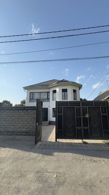 калыс ордо продаю дом: Дом, 200 м², 7 комнат, Собственник, Дизайнерский ремонт