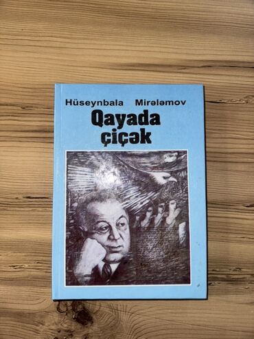 Məhsul: Kitab – “Qayada çiçək” Müəllif: Hüseynbala Mirələmov Dil