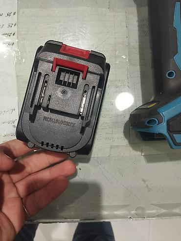 maye silikon satisi: Makita tipli akkumulyator – Li‑ion, 6.0Ah, “128V max” etiketli model — 2