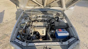 Toyota: Toyota Avensis: 2001 г., 2 л, Автомат, Бензин, Седан — 5