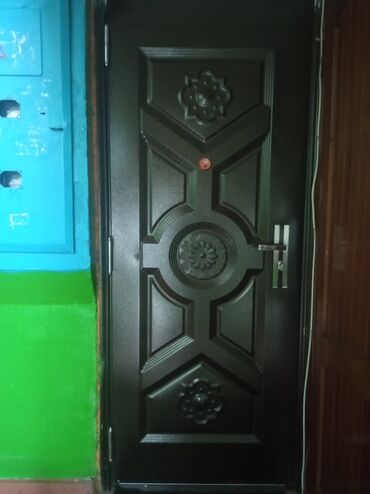 Входные двери: Входная дверь, Металл, Левостороний механизм, Б/у, Самовывоз