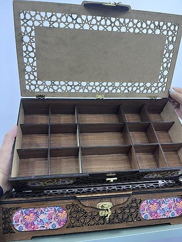ev esalari: Taxta bəzəkli çox bölməli qutu - Material: tünd rəngli ağac/MDF, üst — 2