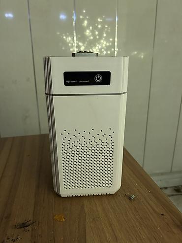 ventilyatorlar: Aroma diffuzoru/elektrik ətir yayıcı - Kompakt, vertikal dizaynlı ağ — 1