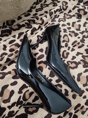 stud 5000: Классические черные лодочки на высоком каблуке YUZUYUAN SHOES.Италия — 1