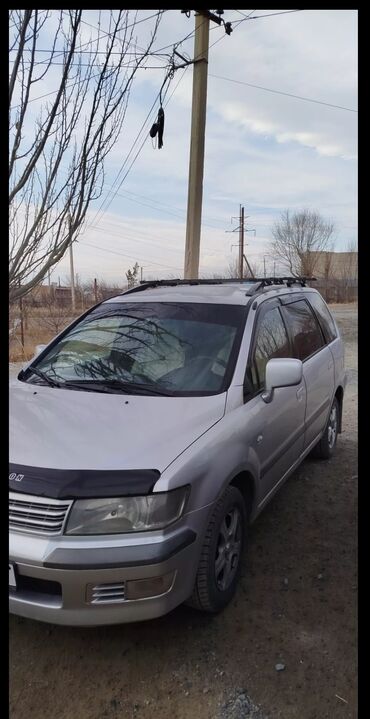 двигатель митсубиси спейс вагон: Mitsubishi Space Wagon: 2002 г., 2 л, Механика, Бензин, Вэн/Минивэн