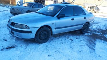 Mitsubishi: Mitsubishi Carisma: 2001 г., 1.6 л, Механика, Бензин, Седан