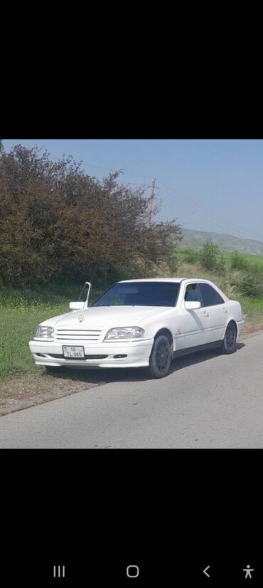 Mercedes-Benz: Mercedes-Benz 220: 2.2 l | 1994 il Sedan