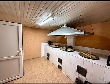 Продажа коттеджей и домов: Продаётся отличный дом По хорошей цене Район: Ак Орго Участок: 5 — 4