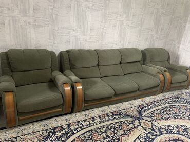 спальная диван: Продается диван. Состояние дивана идеальное. Диван находится в Кара