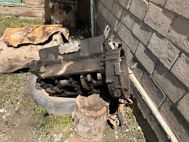 винтовой домкрат: Двигатель от скании 144. 530лс 2001г Есть блок, гильза, шатуны