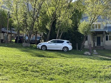 Lexus: Lexus CT: 2011 г., 1.8 л, Автомат, Бензин, Хэтчбэк — 7