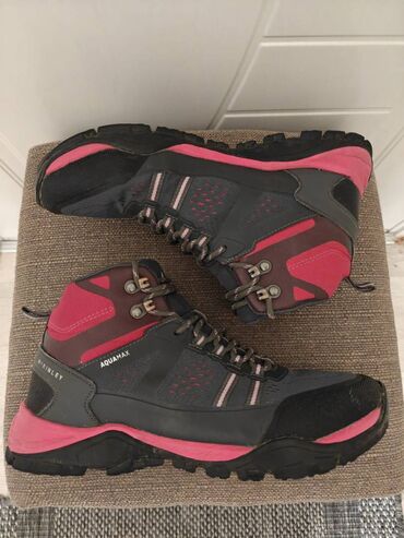 Čizme: Čizme, 39 na lalafo.rs — 10 Čizme: Čizme, 39 — 10