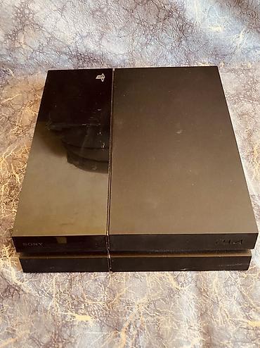 playstation 3 arenda: Sony PlayStation 4 (PS4) oyun konsolu dəsti Dəst tərkibi: - PS4 — 3