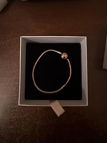 ilan sep: Pandora original rose gold qolbagi. Mağazadaki qiymet 355 azn’dir - — 1