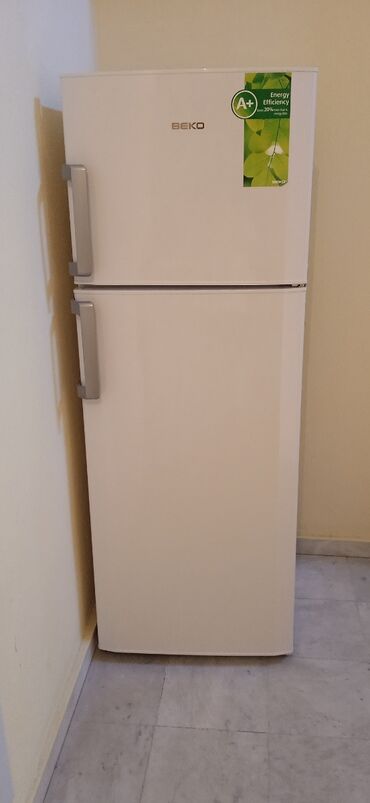 Refrigerators: Double Chamber Beko, color - White, Used