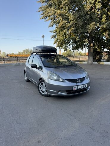 машина дишовый: Honda Fit: 2010 г., 1.5 л, Автомат, Бензин, Хэтчбэк