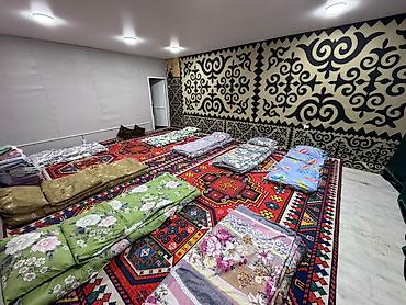дом комната: Аренда уютного этно-зала для отдыха и ночёвок на полу. Описание: - — 4