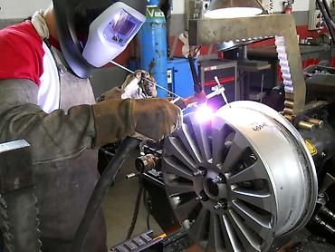 Шиномонтаж: Аргонодуговая сварка и восстановление литых/кованых дисков - — 3