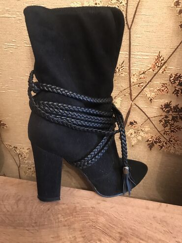 Botinka və botilyonlar: Ölçü: 35, rəng - Qara, İşlənmiş — 6