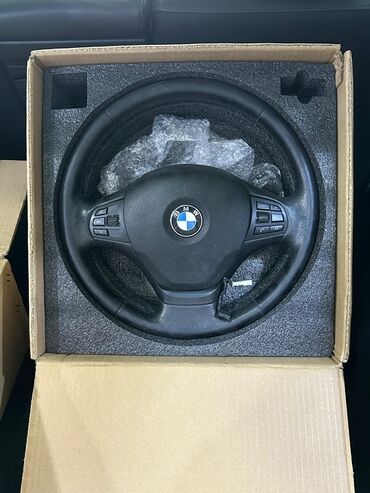 стул на колесиках: Мультируль, BMW, 3 Series 5 Series, 2014 г., Карбон, Б/у, Бесплатная доставка