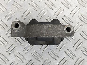 coupe: Подушка коробки передач Audi 1992 г., Б/у, Оригинал — 5