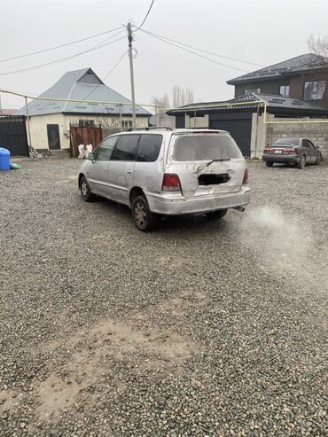 Honda: Honda Shuttle: 1999 г., Автомат, Бензин, Минивэн — 4
