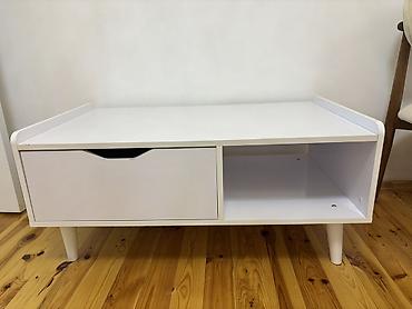 Sifarişlə jurnal masaları: Düz masa, Açılmayan, Təkərsiz, Parlaq laminat — 4