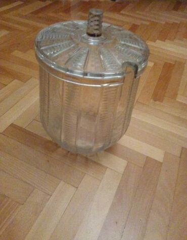 kompot qabı: Xrustal, 1, 3-dən çox l, Çexiya
