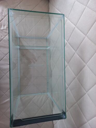 Akvariumi: AKVARIJUMI (tri komada) za ribice dimenzija: D-50cm Š-25cm V-40cm u — 7