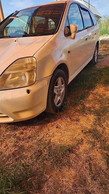 хунчи авто: Honda Stream: 2001 г., Автомат, Минивэн — 4