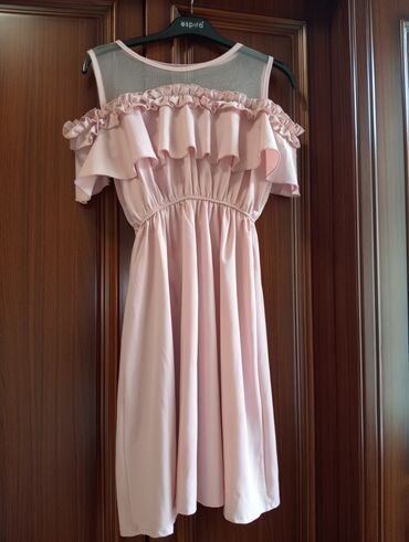sifon koynekler: Ziyafət donu, Midi, M (EU 38)
