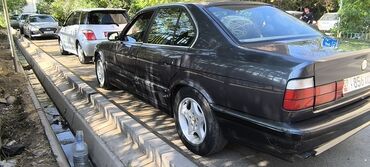 грузовые запчасти бишкек: BMW 5 series: 1995 г., 2.5 л, Механика, Бензин, Седан