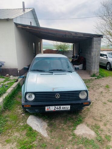 авто кыргызстан: Volkswagen Golf: 1991 г., 1.8 л, Механика, Бензин, Хэтчбэк