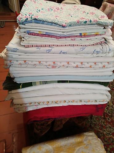Комплекты постельного белья: В связи с отъездом продаю недорого постельное белье б/ у: наволочки-50 — 3
