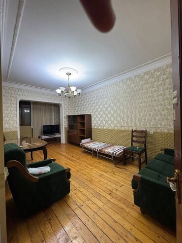 Uzunmüddətli kirayə mənzillər: Kiraye ev_azadliq metrosuna yaxin 9/4 mertebesinde 3 otaqli ev 600 -da lalafo.az — 5 Uzunmüddətli kirayə mənzillər: Kiraye ev_azadliq metrosuna yaxin 9/4 mertebesinde 3 otaqli ev 600 — 5