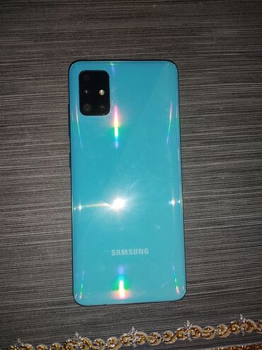 notebook ucuz qiymete: Samsung Galaxy A51, цвет - Голубой
