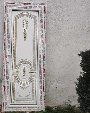 plastic qapi: Yeni Plastik qapı Zamok və çərçivə ilə, Zəmanətli, Pulsuz quraşdırma, Pulsuz çatdırılma, Ünvandan götürmə, Rayonlara çatdırılma — 3