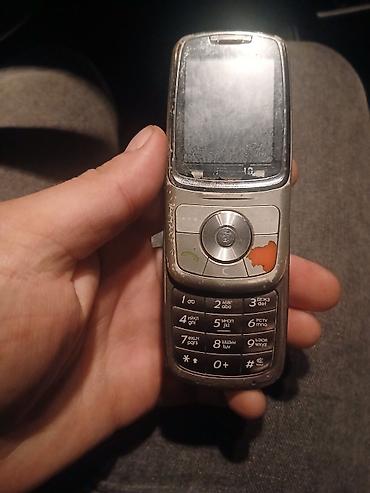 masalli telefon: Nokia 1 — 1