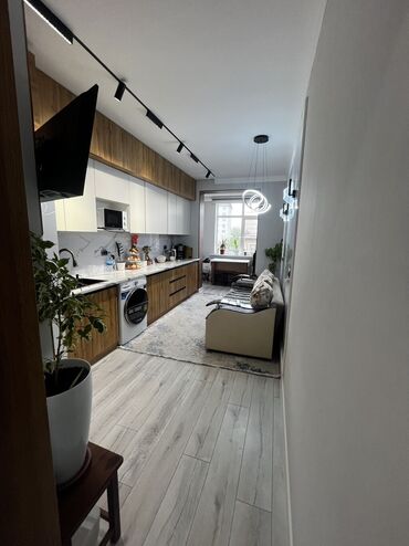 долгосрочная квартира восток 5: 1 комната, 39 м², Элитка, 4 этаж, Дизайнерский ремонт