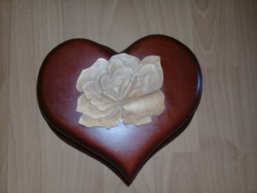 Ev saatları: Mücrü