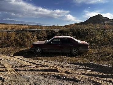 Продажа авто: Mercedes-Benz W124: 1992 г., 2 л, Механика, Газ, Седан — 10