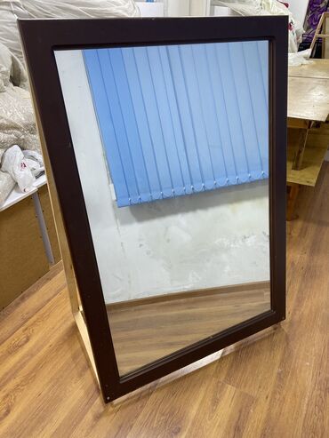 зеркало с подсветкой цена: Продается зеркало 
Размер 95*135
Цена 3000с
