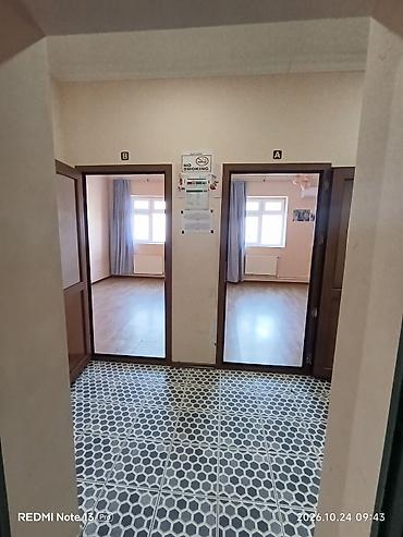 kiosk is ilanlari: Sumqayit seheri 21ci mkr-da yerlesen sahesi 2000m² olan 36 eded 2 — 3