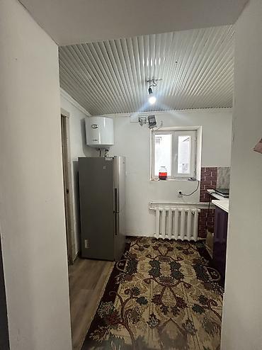 Долгосрочная аренда комнат: ! Сдается квартира 1 комнат с отдельным кухня и прихожая с туалетом — 12